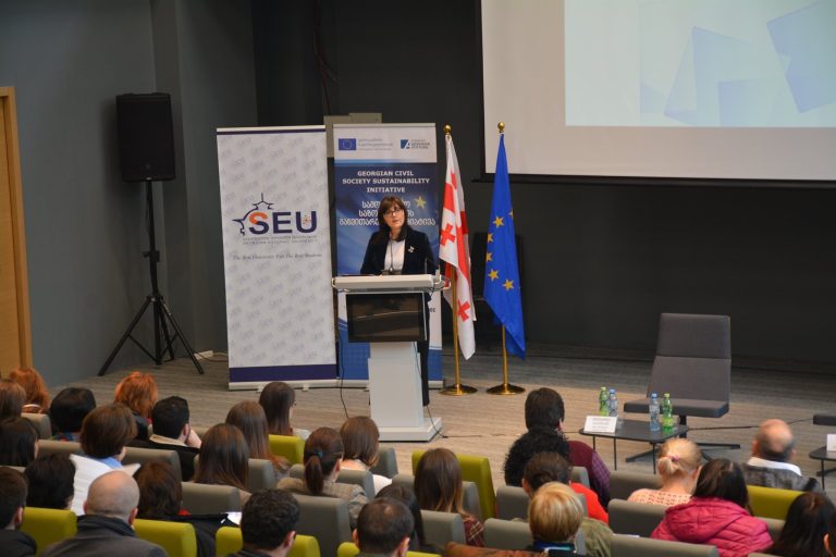 82361860_3002203683125855_6747594708089831424_n